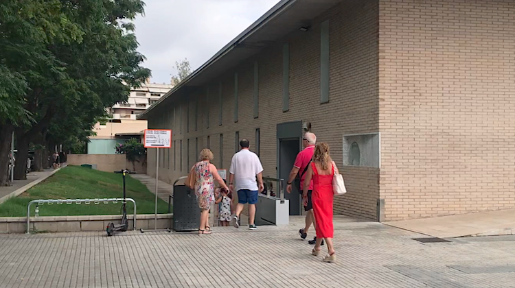 Cambios en los colegios electorales en Salou para las Elecciones catalanas